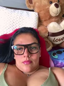 Sheilagomes  live sex cam