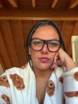 Sheilagomes  live sex cam