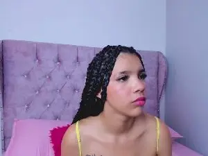 Taylor_Gil  live sex cam