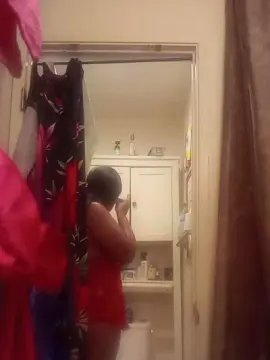 Khysweetcream  live sex cam