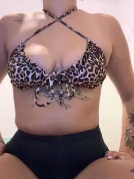 Mamasota05  live sex cam