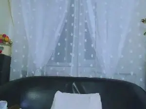 KittyWooW  live sex cam