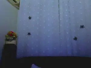 KittyWooW  live sex cam