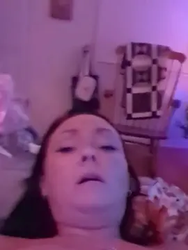 Hleannhot2  live sex cam