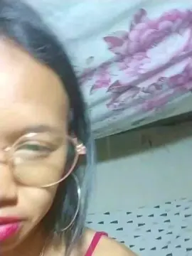 Woman37  live sex cam