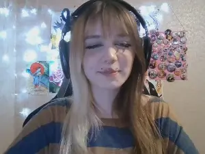 EarlineArbry  live sex cam
