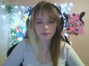 EarlineArbry  live sex cam