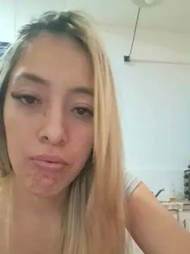 Violeta723  live sex cam