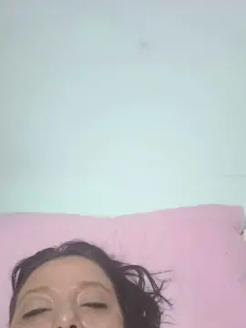 Madame76  live sex cam