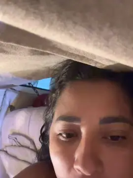 Marinomade  live sex cam