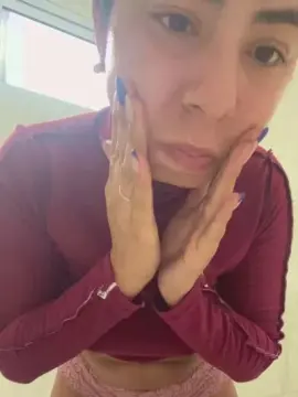 Aguztima  live sex cam
