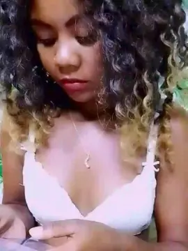 Ameline1  live sex cam