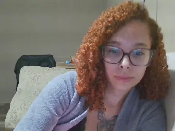 Lizzamonroe2  live sex cam