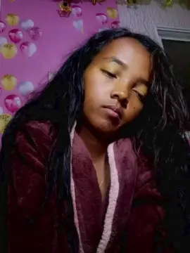 Elisah7  live sex cam