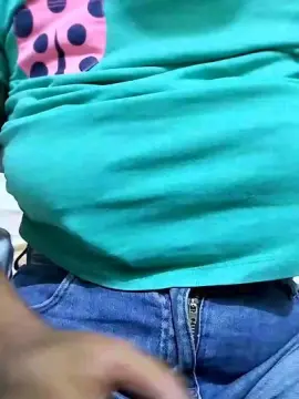 Molie3  live sex cam