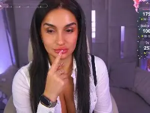 AnzhyTeqilaa  live sex cam