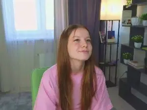 Cuttyfrutty  live sex cam