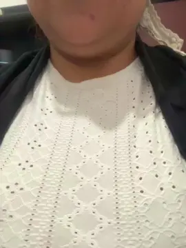 ProfesoraTetona  live sex cam