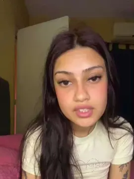 Kamm27  live sex cam