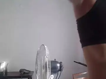 CandyBel420  live sex cam