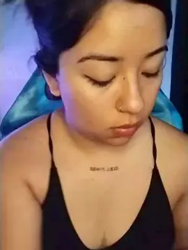 Giaa88  live sex cam