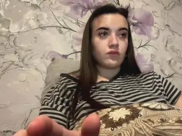 AnniceHeilman  live sex cam