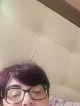 Cherubina85  live sex cam