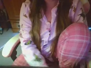 Sexymiss24  live sex cam
