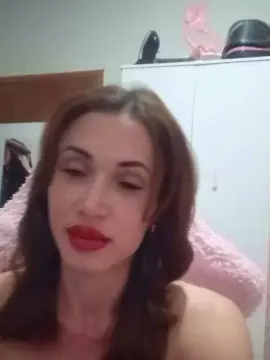 Irresistible34  live sex cam
