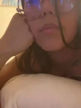 Laurabunny69  live sex cam