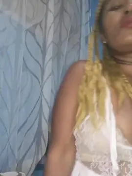 Avrilas  live sex cam