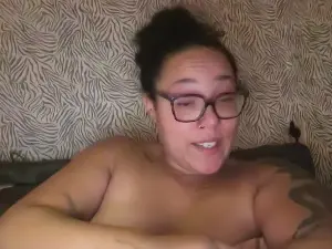 Curvylisax  live sex cam