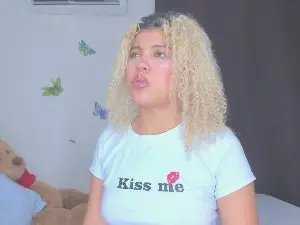 Sofiacastillo01  live sex cam