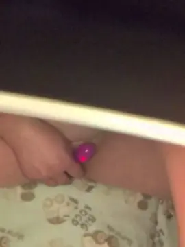 Danikorn1983  live sex cam