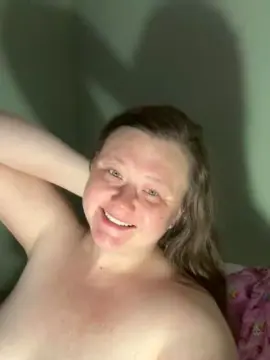 Plumppeaches  live sex cam