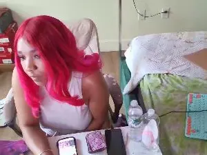 Pretty69queen  live sex cam