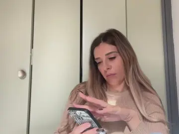 Ava31_  live sex cam