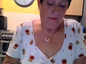 Yummymummy  live sex cam