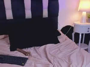 Candy_lucia  live sex cam