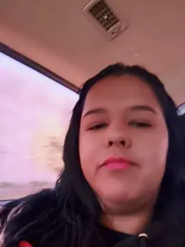 Yennyaurar  live sex cam