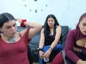 Lesb_crazy_fun  live sex cam