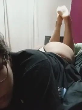 Noemi_26  live sex cam