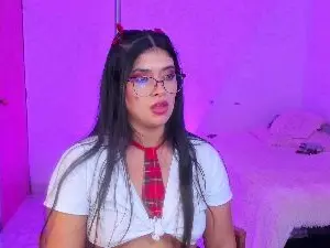 Andreeartt  live sex cam