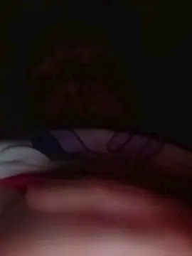 Eiderb92  live sex cam