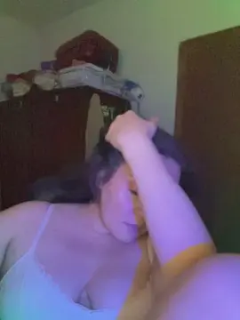 Daytaveiraa1  live sex cam