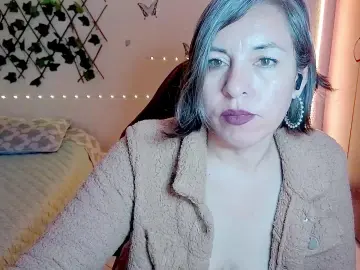 Your_hot_wolf  live sex cam