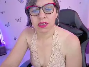 Your_hot_wolf  live sex cam