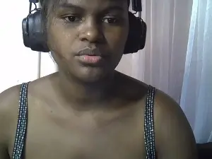 CocoLuxe2  live sex cam
