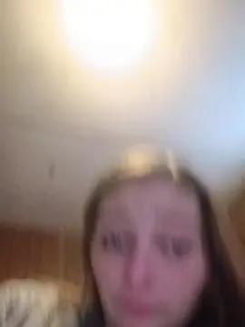 UrFreakyWhore  live sex cam