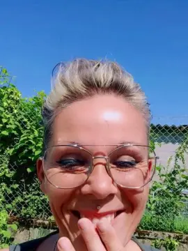 Missfreya_bzh  live sex cam